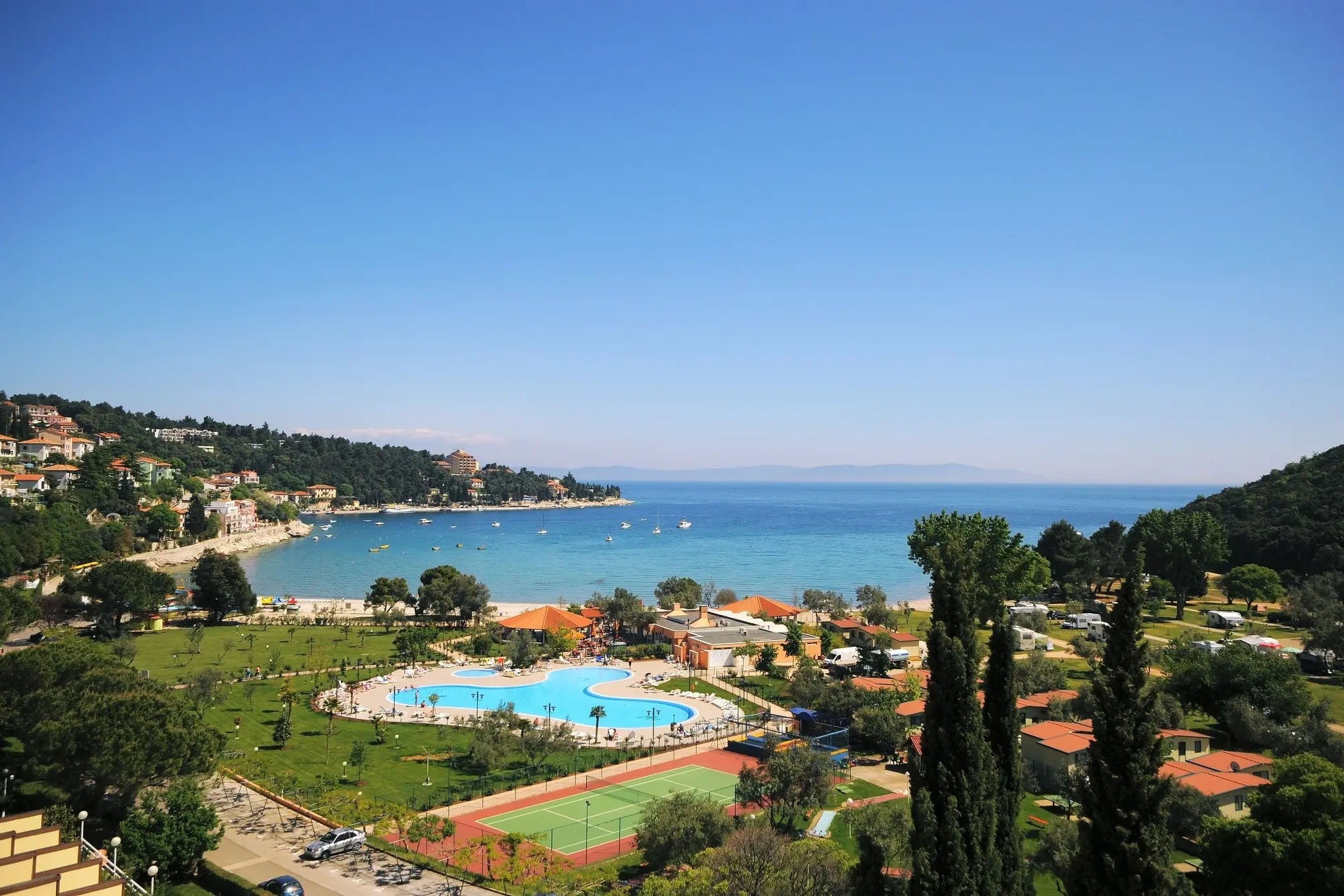 Oliva Camp & Residence