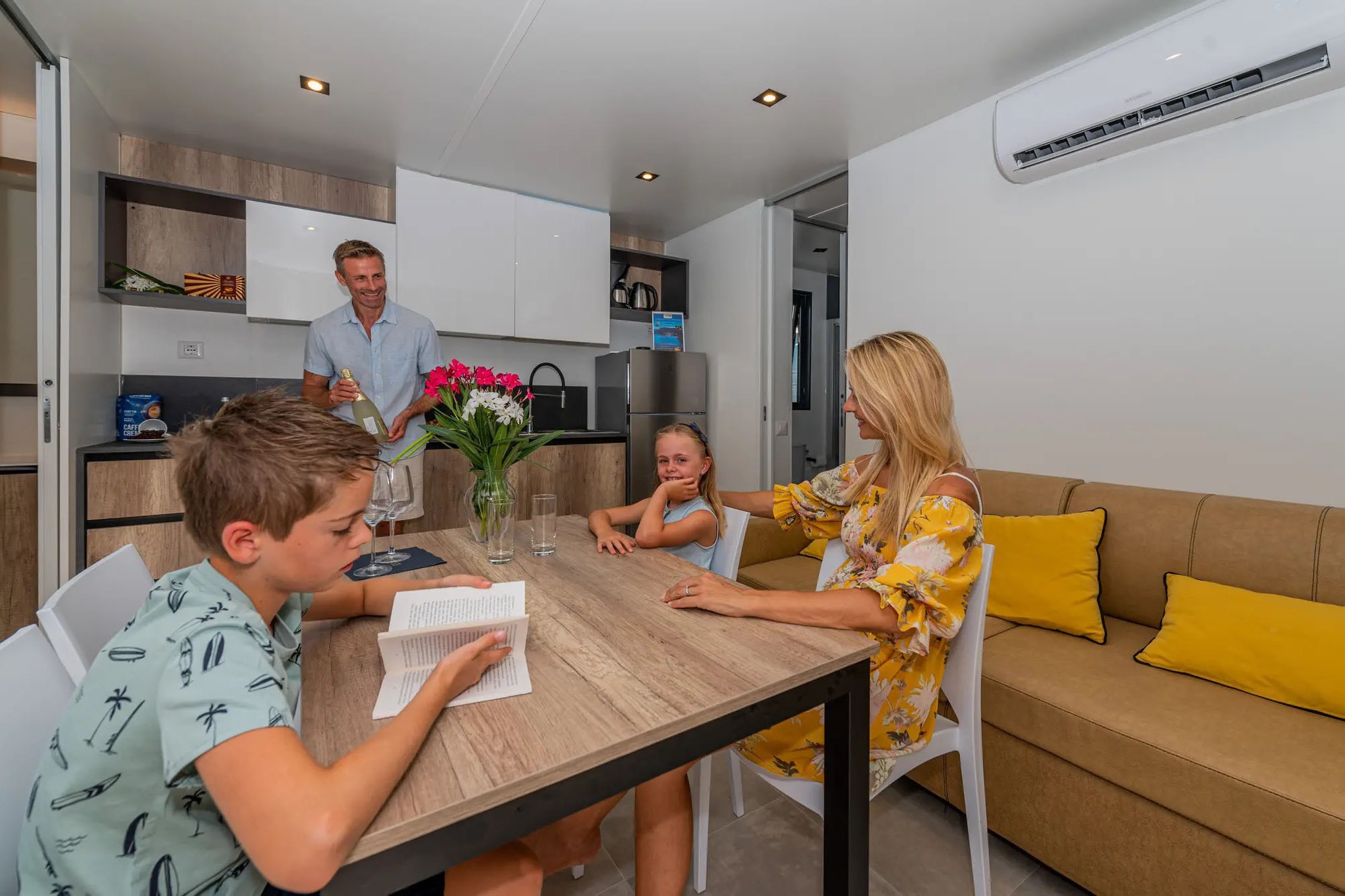 Oliva Camp & Residence