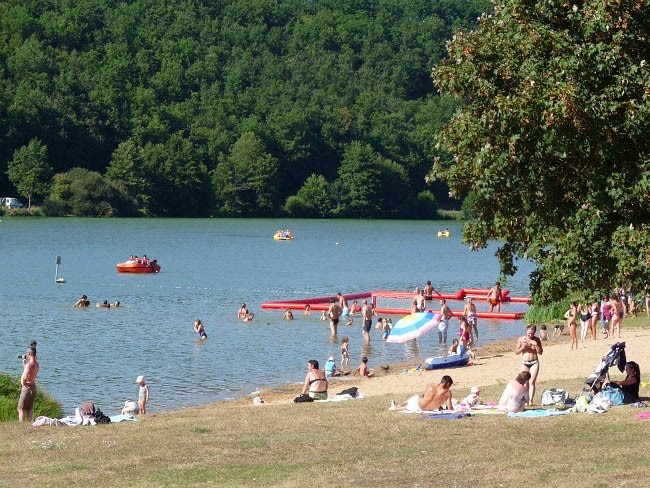 Camping Les Coteaux du Lac