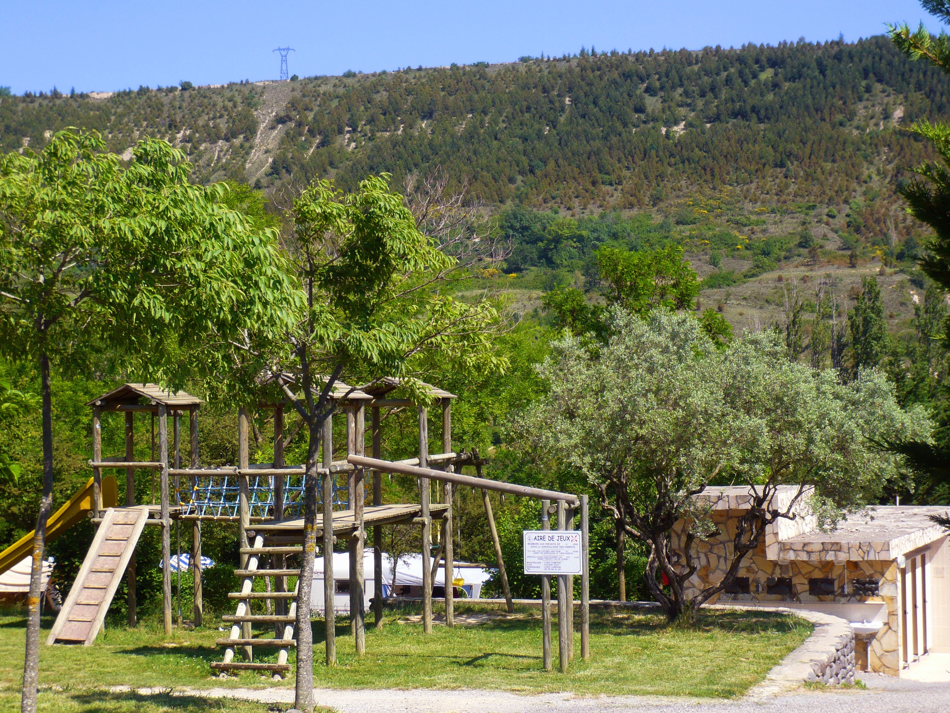 Pausado Ludo Camping