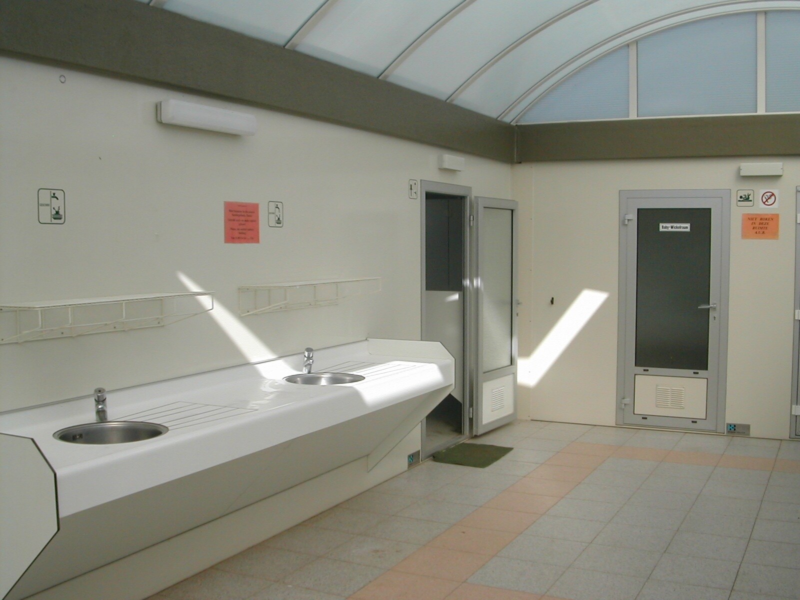 Campingpark Freibad Echternacherbrück AöR