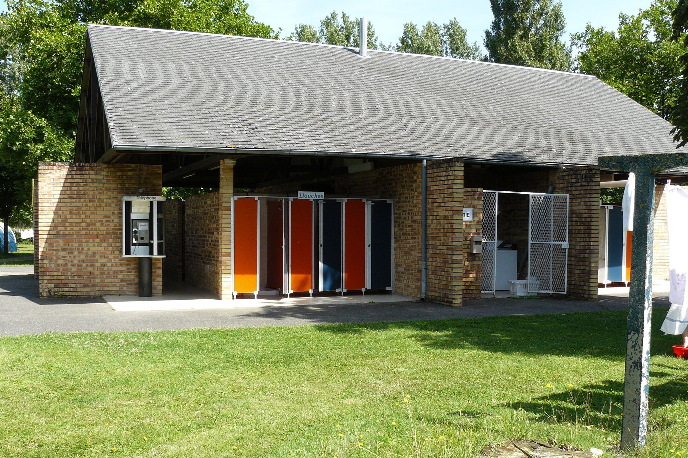 Camping Les Cochards Onlycamp