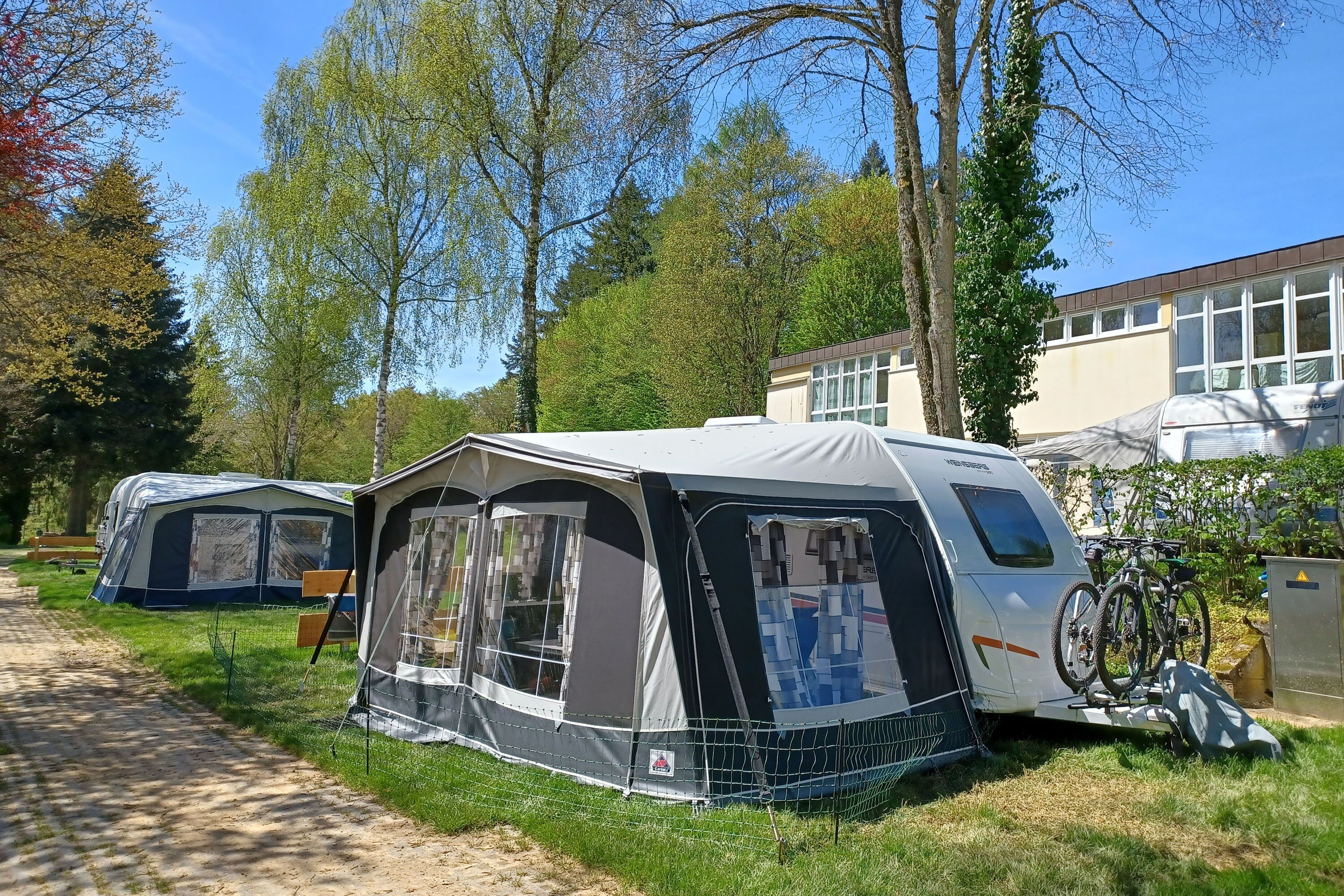 Camping La Pinède