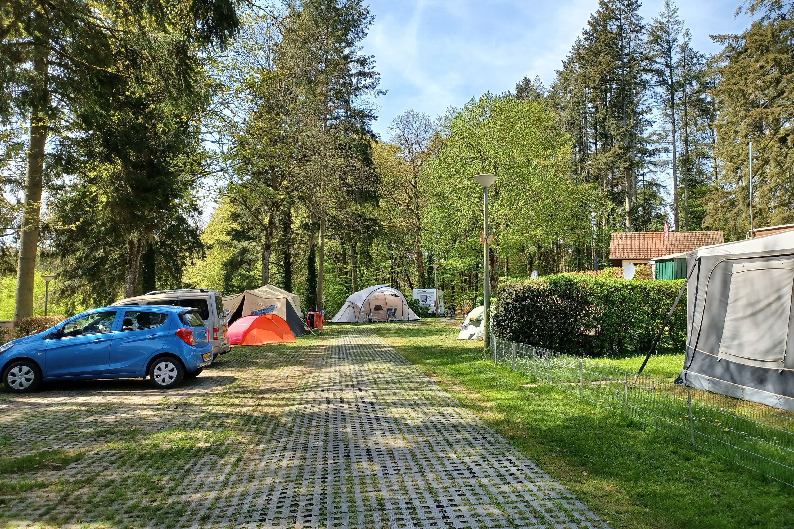 Camping La Pinède