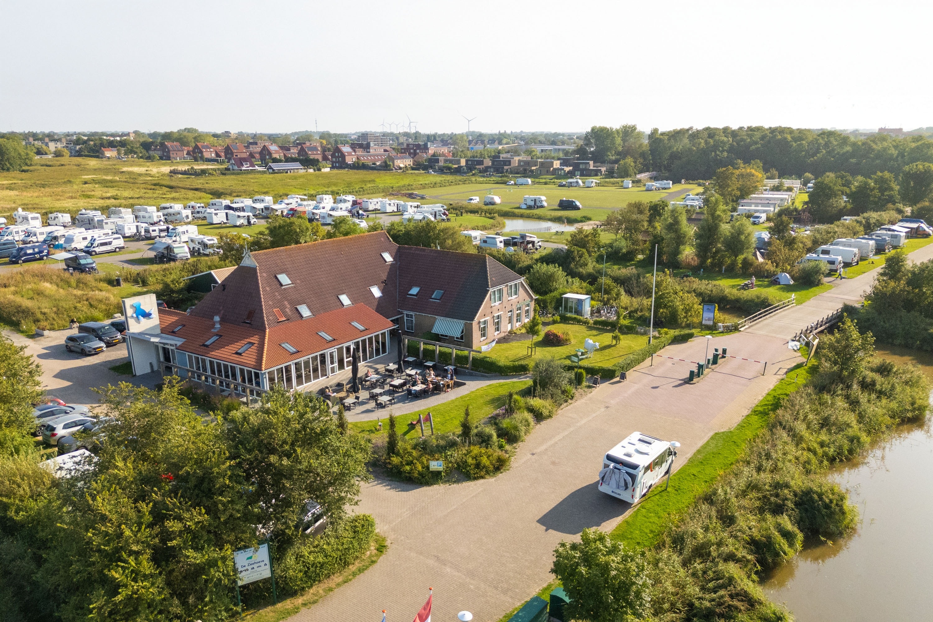 Camping De Zeehoeve