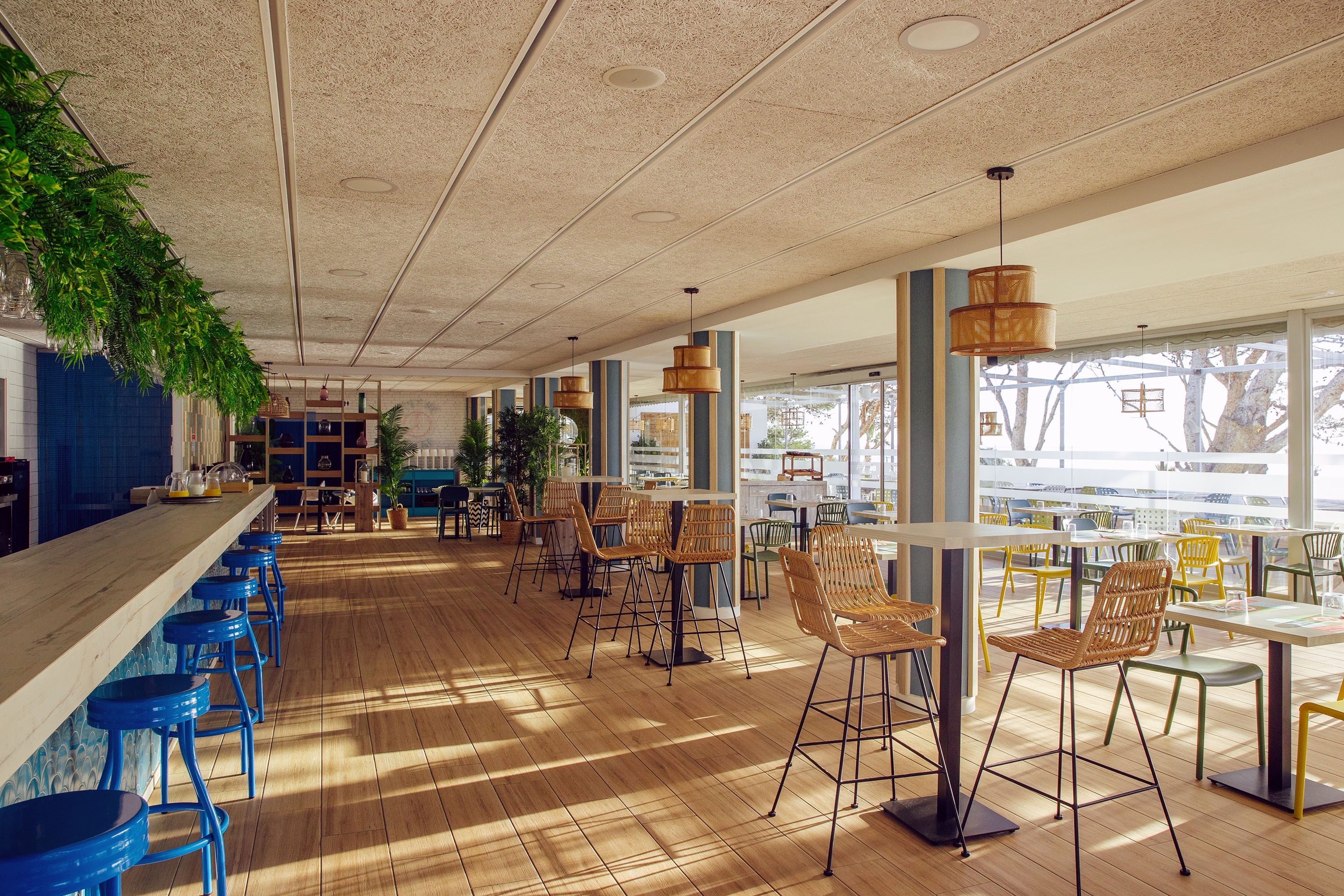 Alannia Costa Dorada