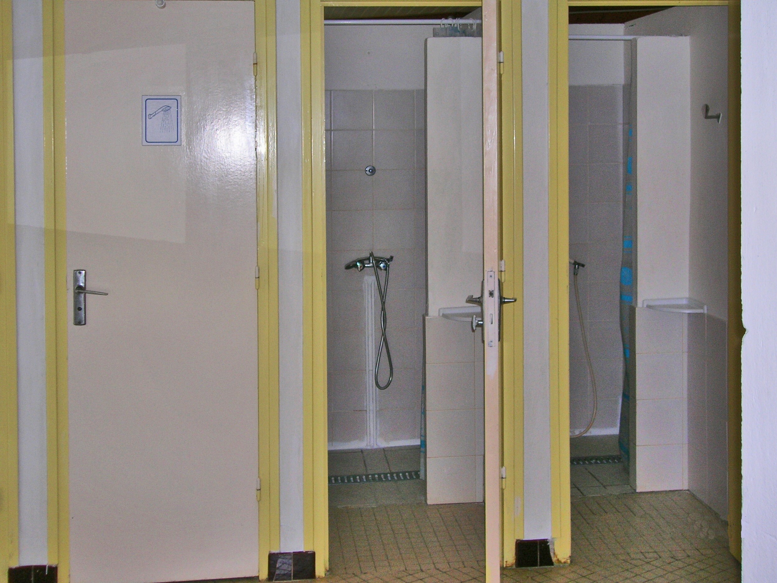 Camping Les Pieds Dans L'Eau