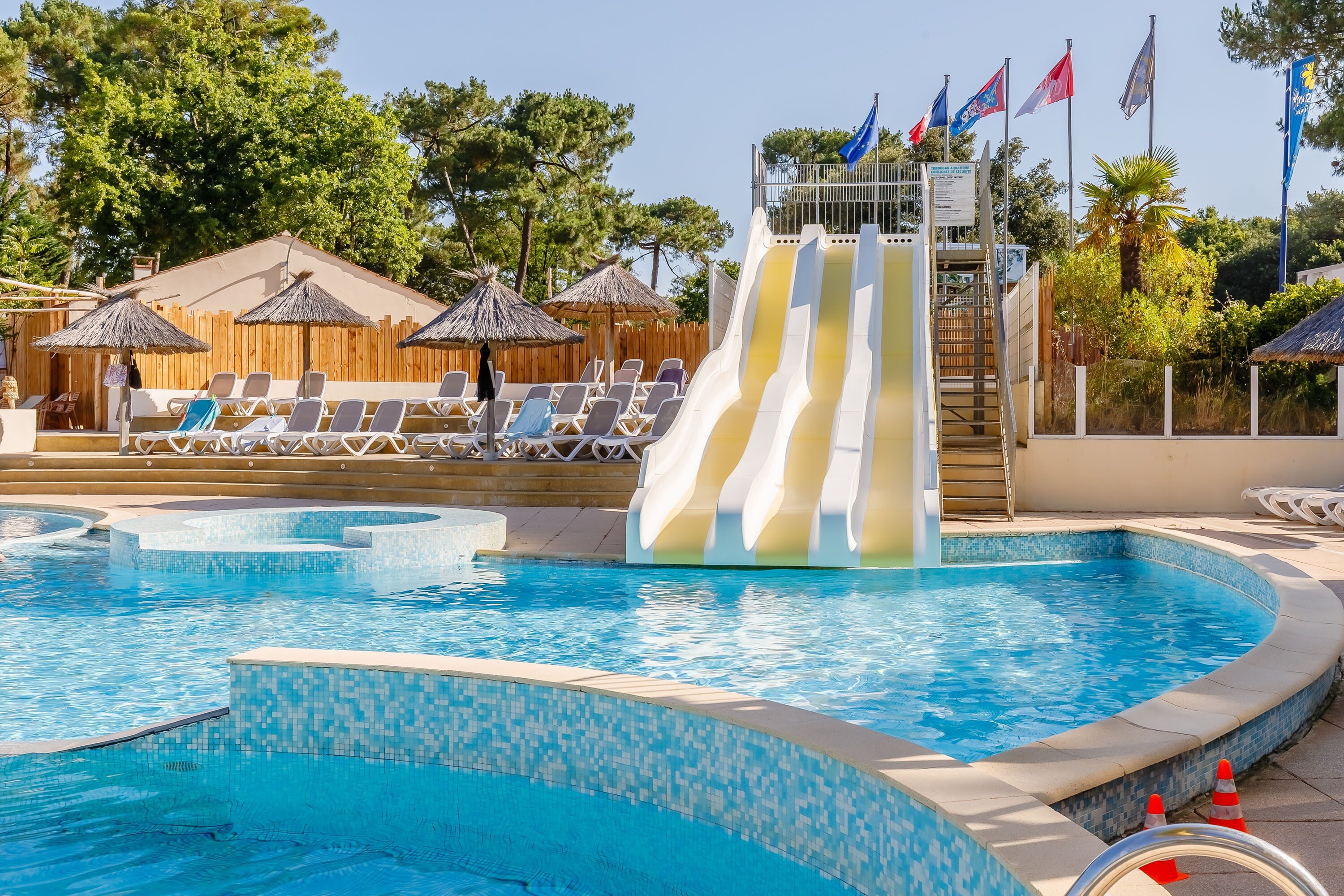 Flower Camping Au Bois des Biches