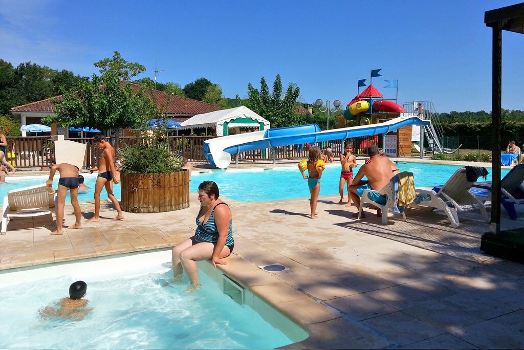 Camping Les Chalets sur la Dordogne
