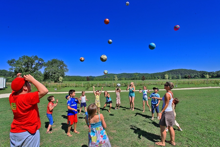 Camping Le Plein Air des Bories
