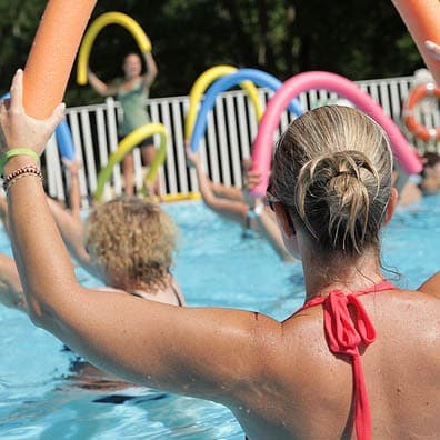 Camping Ushuaia villages Rives d'Olt et Aubrac