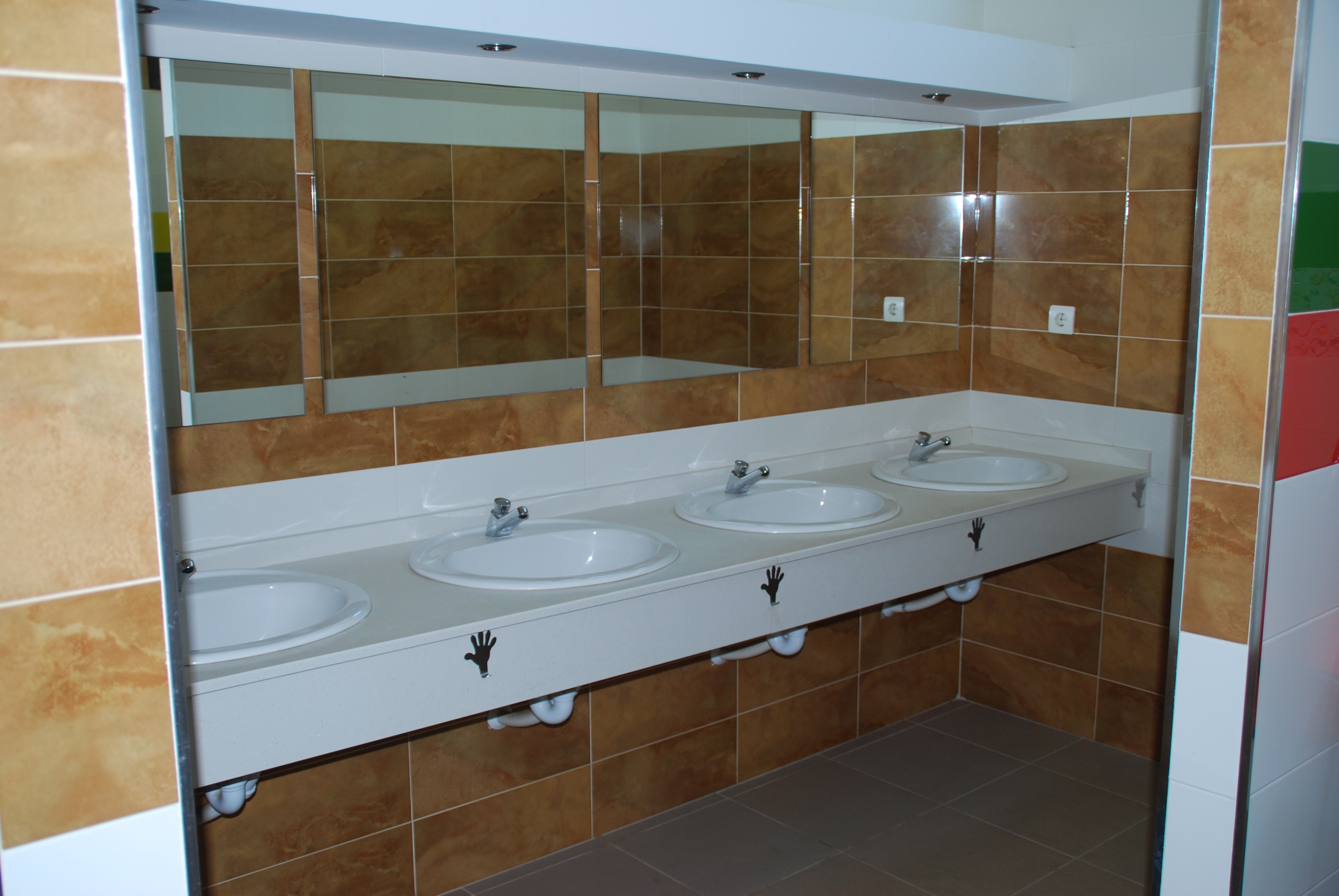 Camping Playa de Poniente S.L.