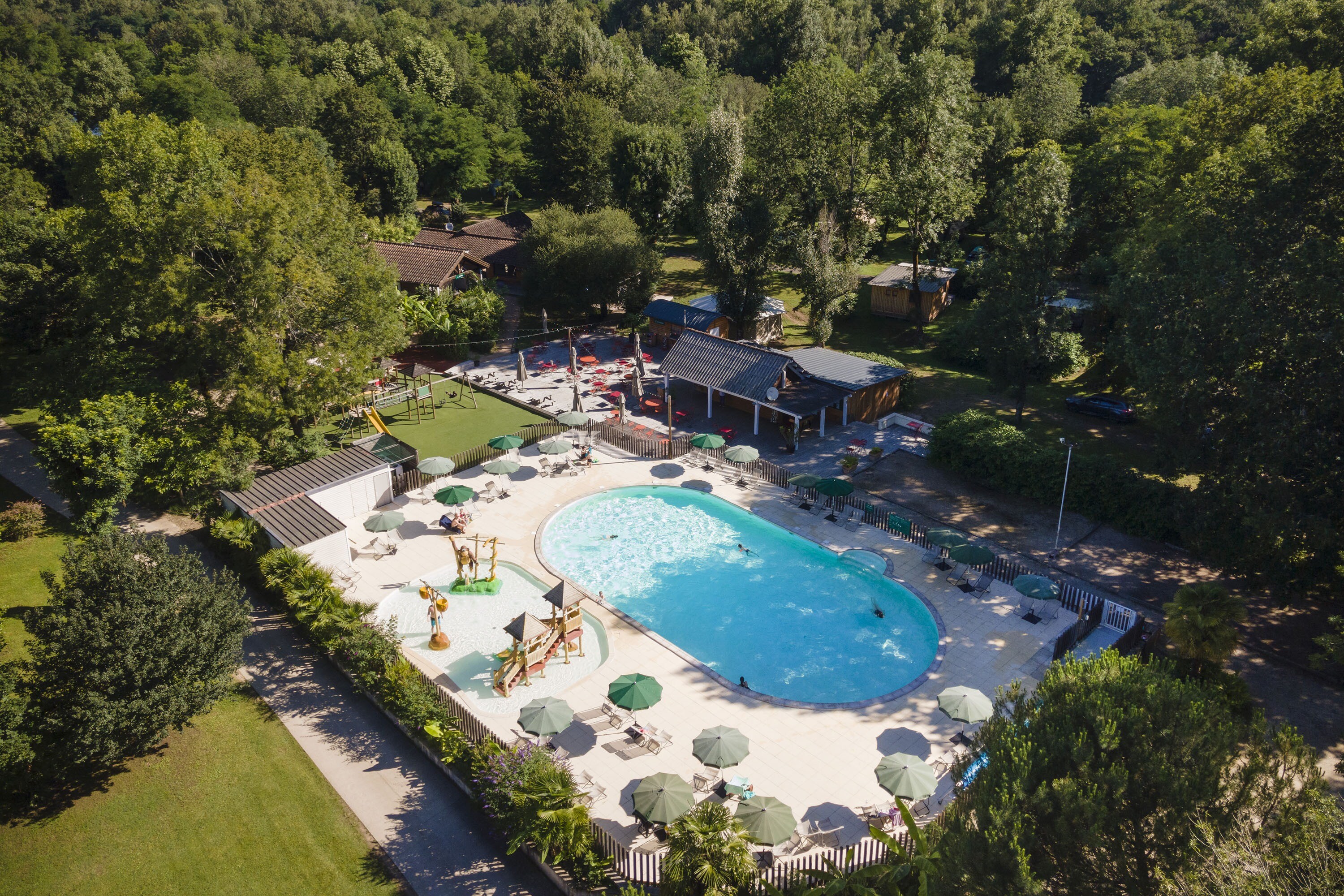 Camping Huttopia Beaulieu sur Dordogne