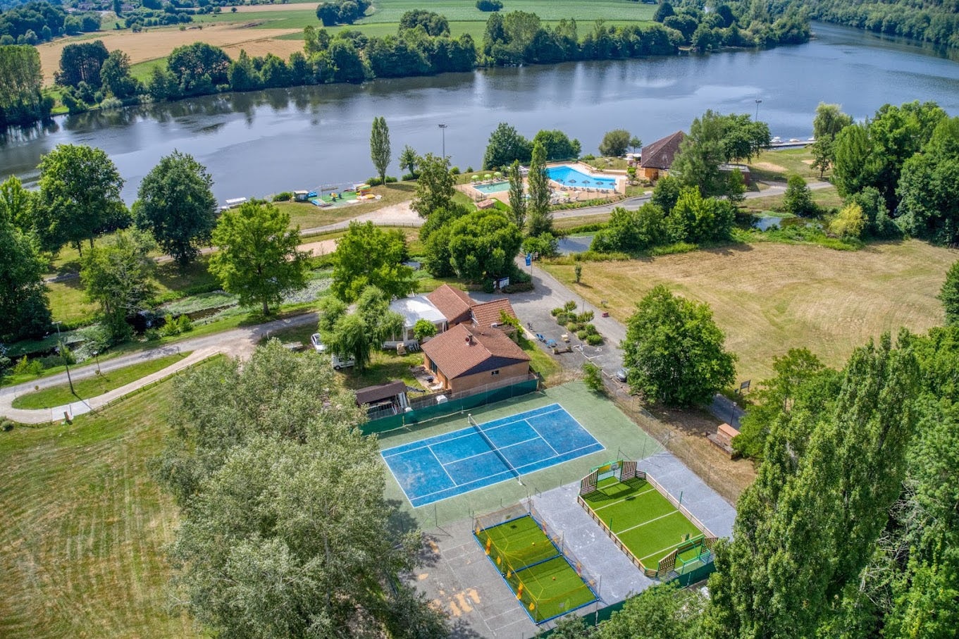 Flower Camping Trémolat Les Berges de la Dordogne