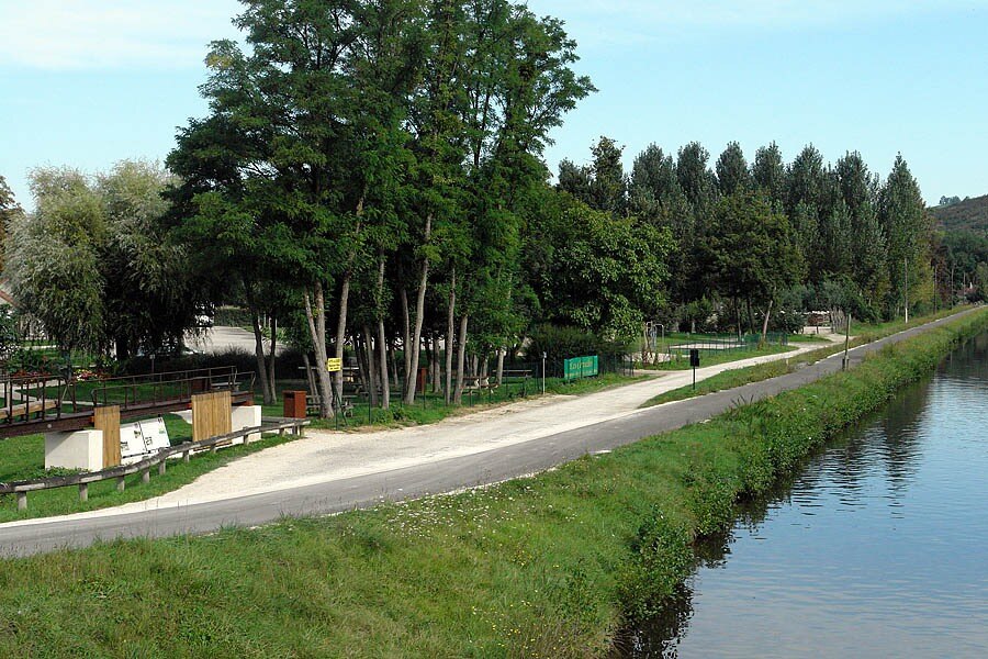 Camping Les Ceriselles