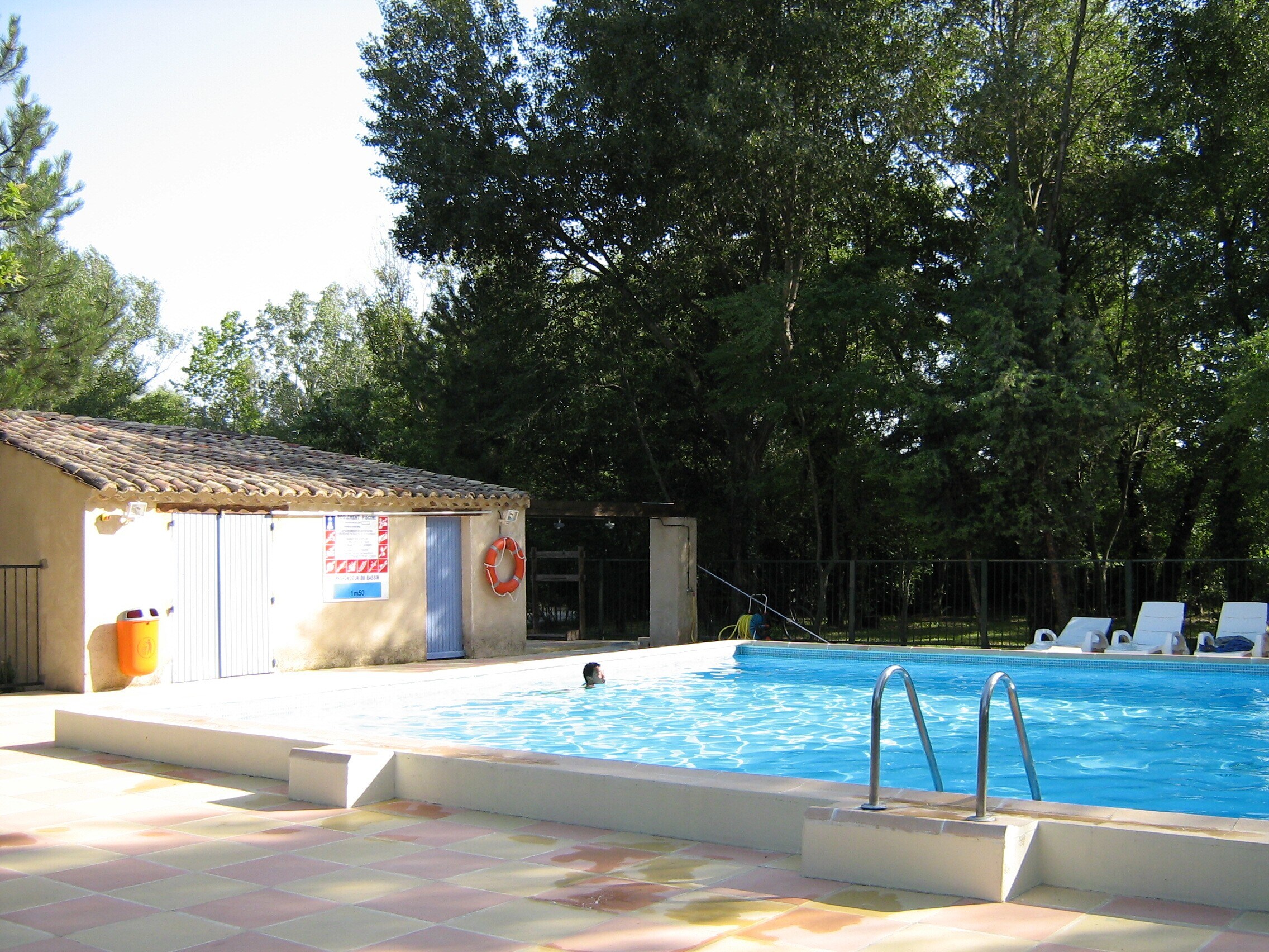 Flower Camping Les Rives de l'Aygues