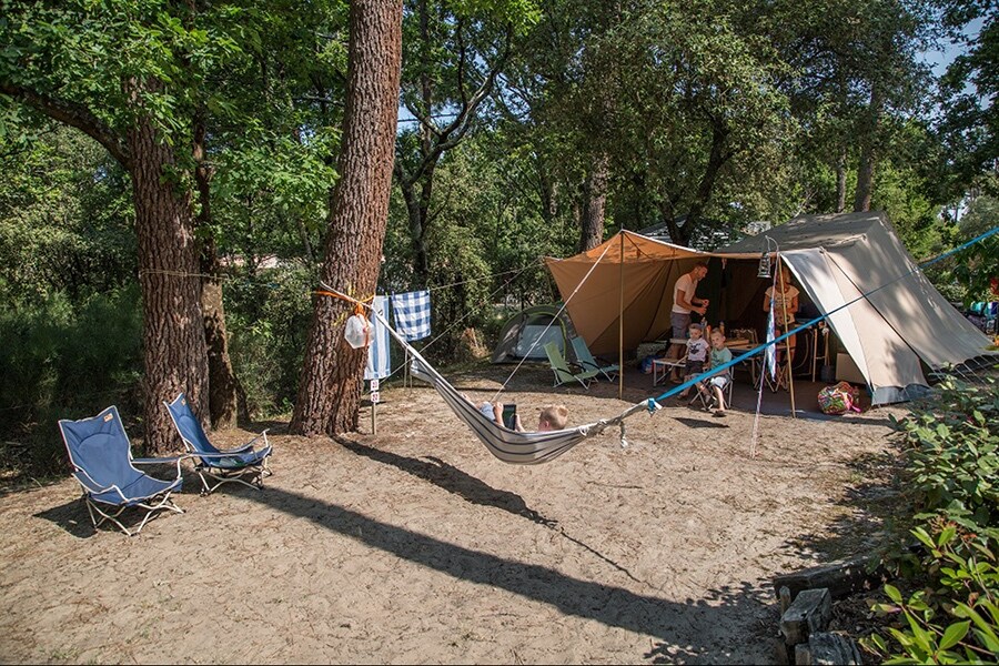 Camping Paradis des Pins-Soulac