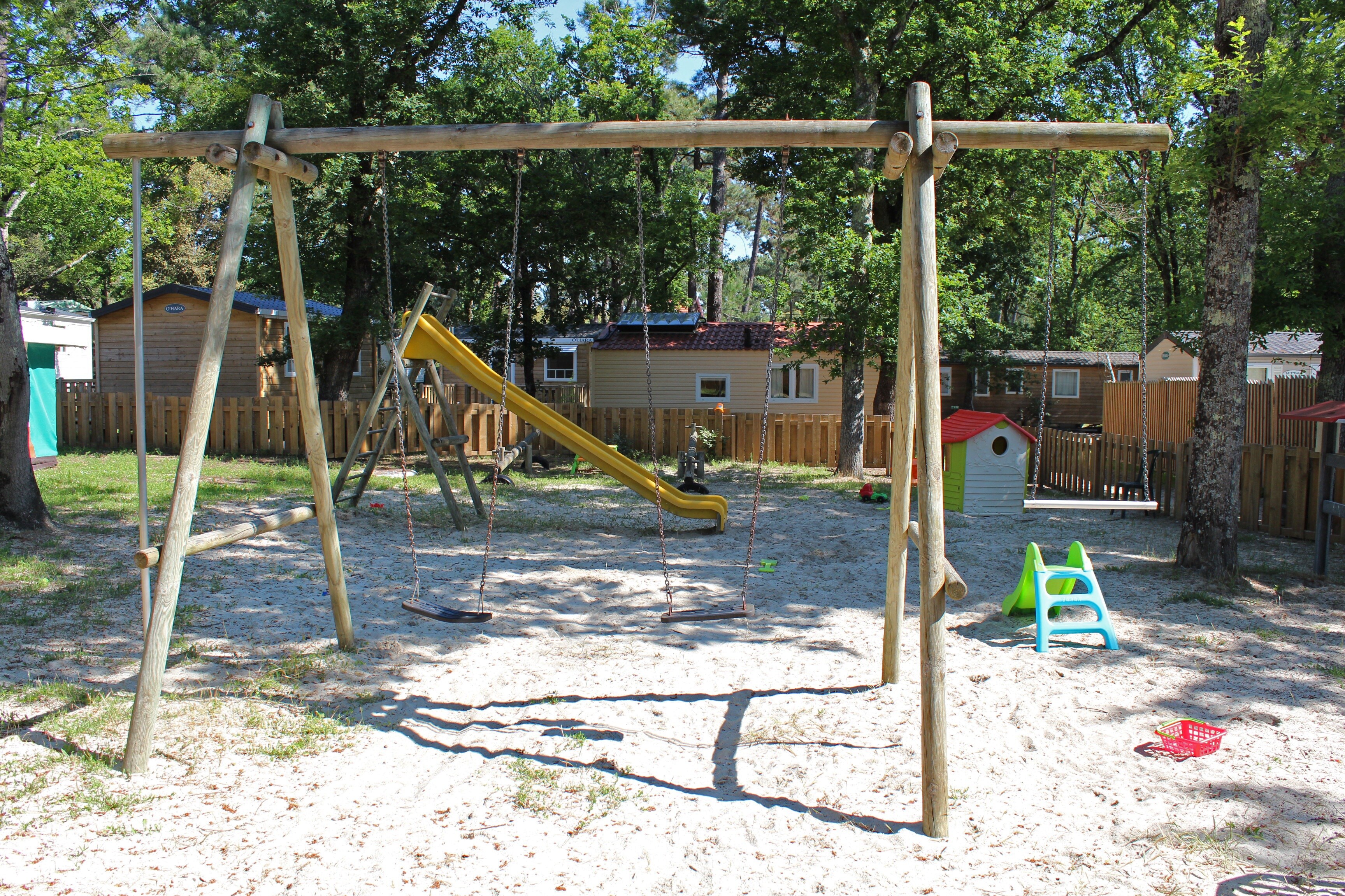 Camping Paradis des Pins-Soulac