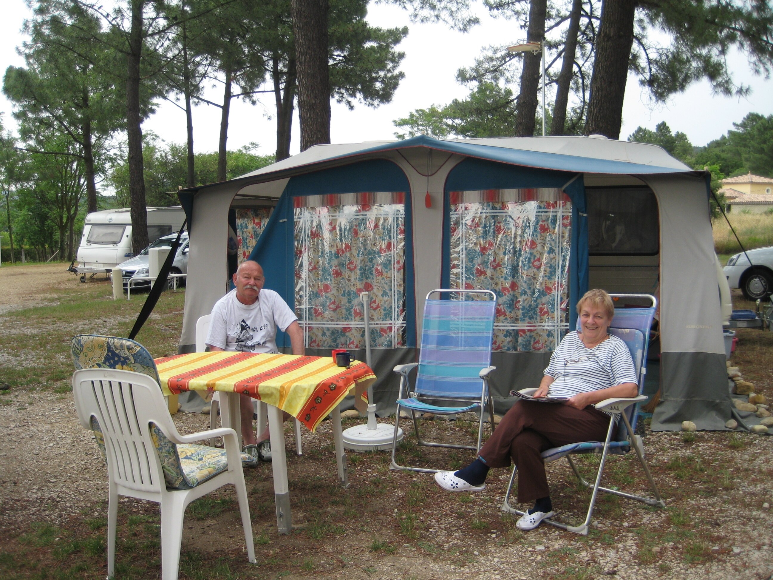 Camping Pinède en Provence