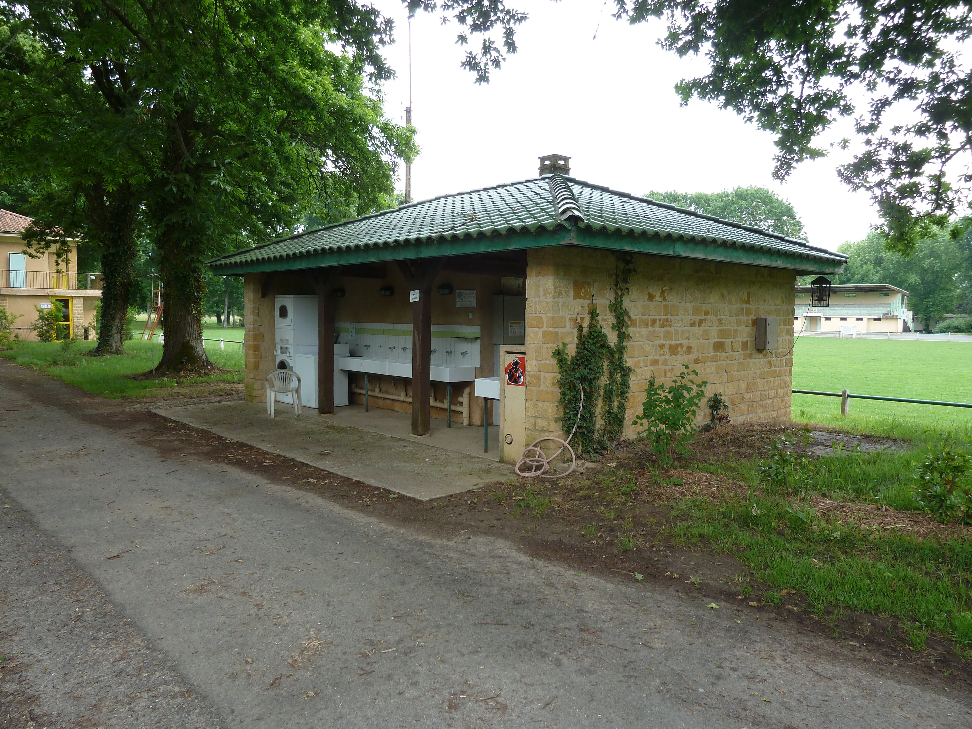 Camping Du Pont de Vicq