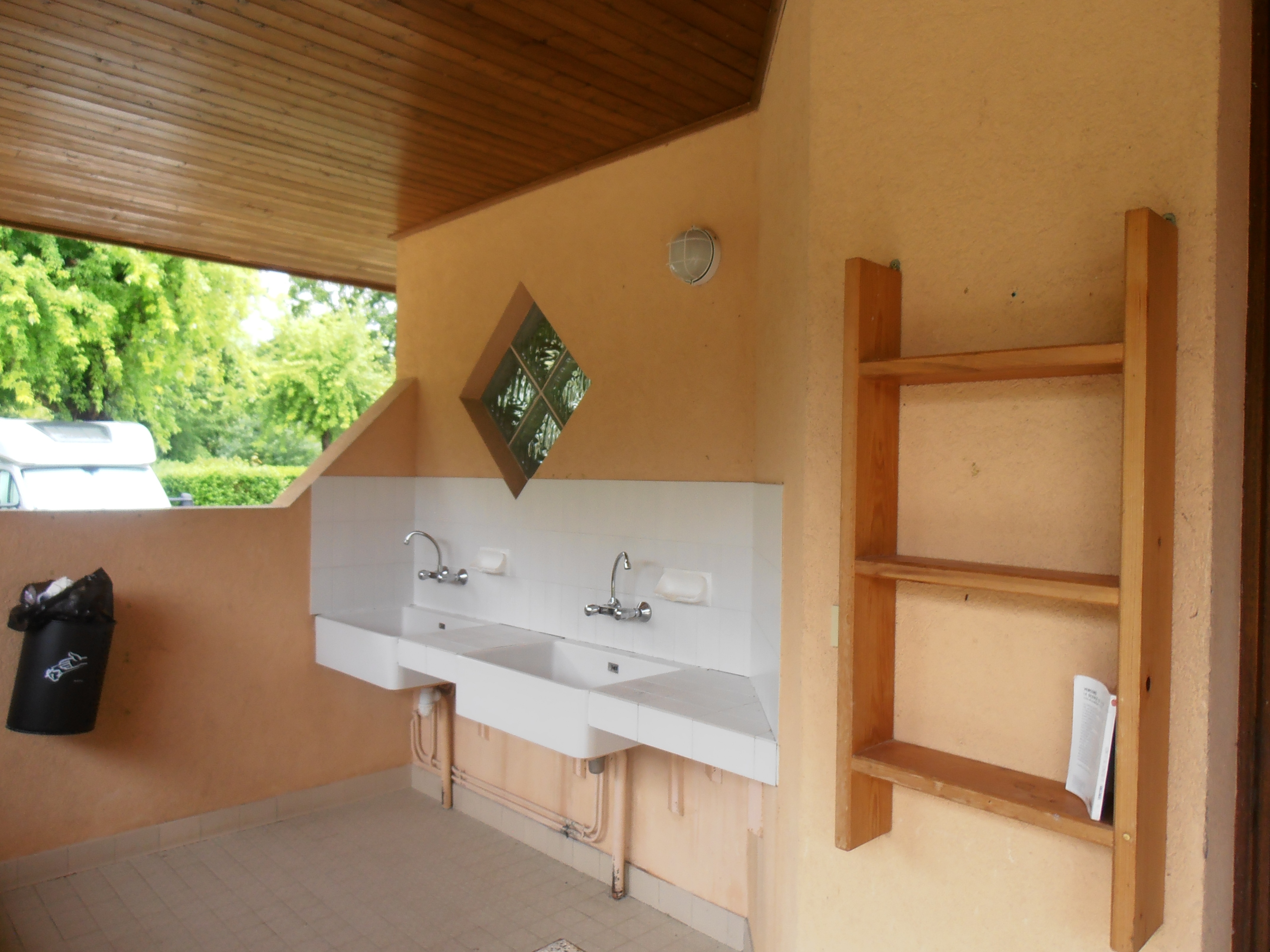 Camping Les Peupliers du Lac Onlycamp