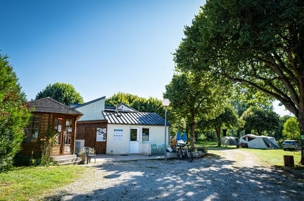 Camping Le Petit Port Onlycamp