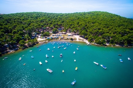 Arena Tašalera Campsite