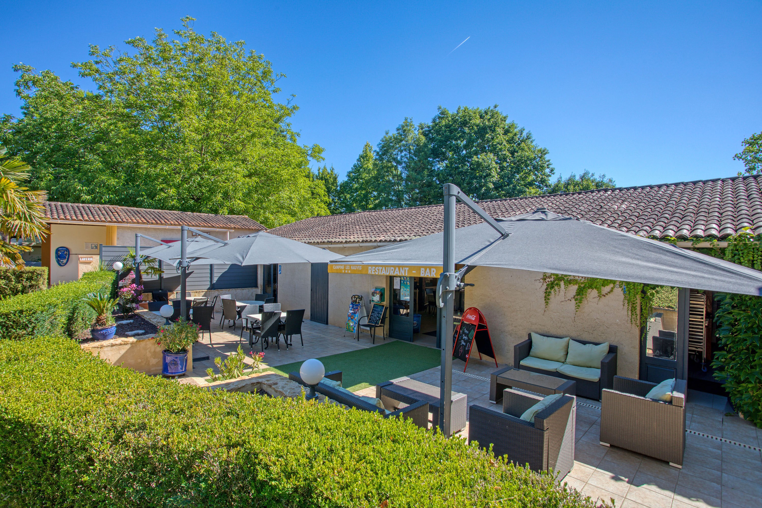 Flower Camping Les Nauves.