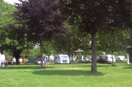 Campingplatz am Rhein