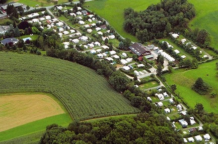 Nibelungen-Camping am Schwimmbad