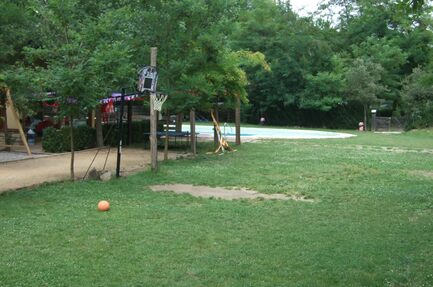 Camping de Besalú, S.L.