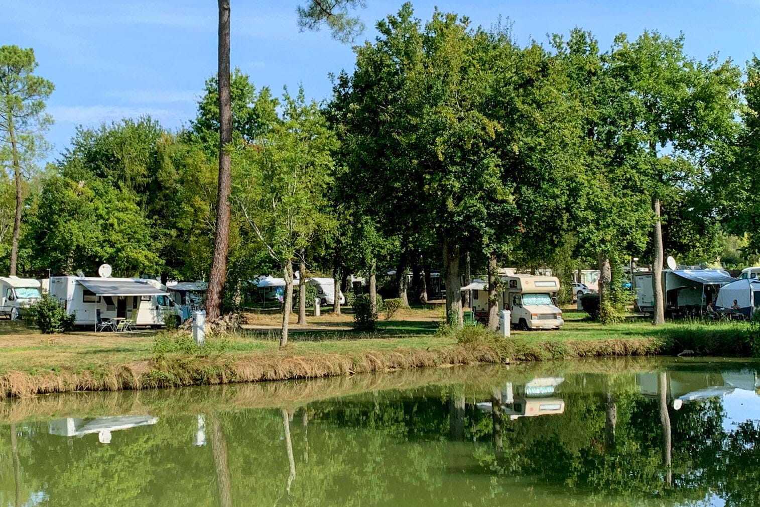 Camping Huttopia Lac de l'Uby - Gers afbeelding 2