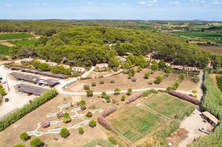 Camping Résidentiel La Pinède