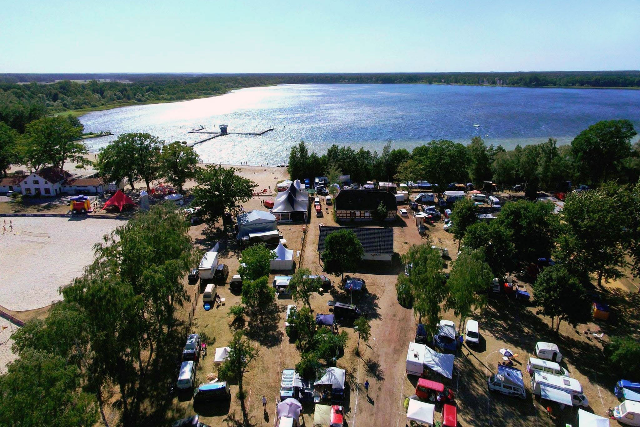 Barracuda Beach Camping am See