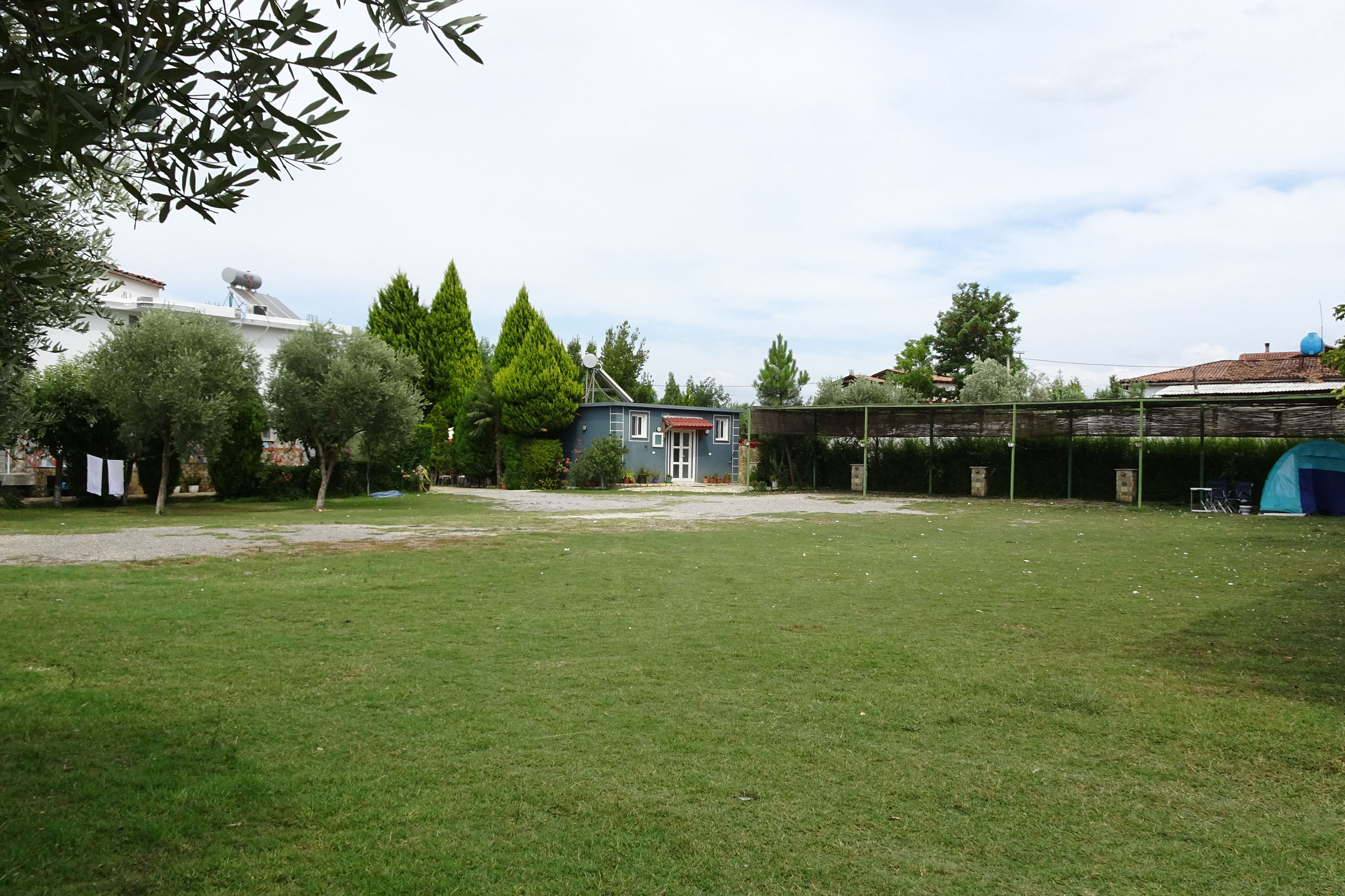 Berat Caravan Camping