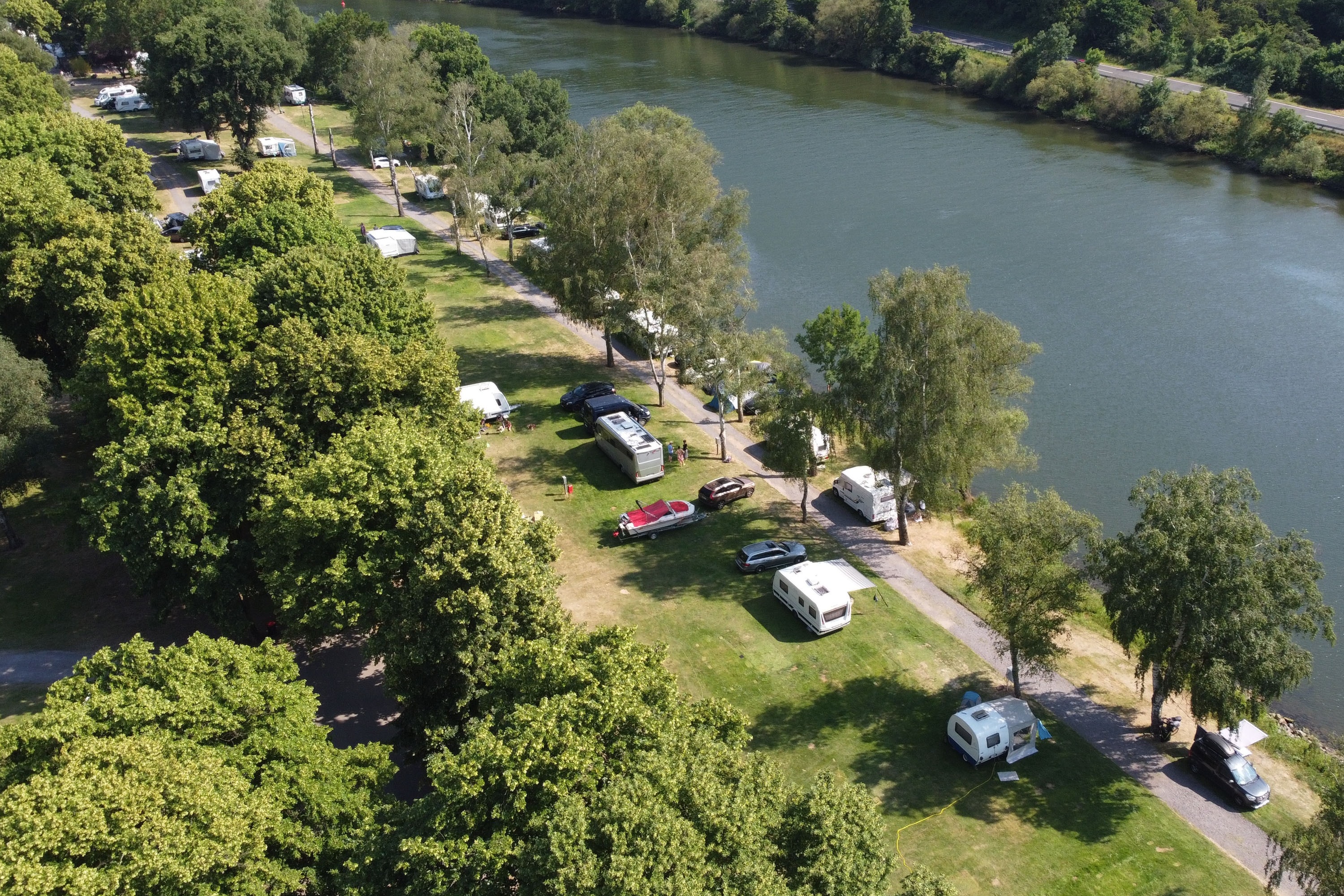 Ferieninsel Winningen - Camping - Restaurant