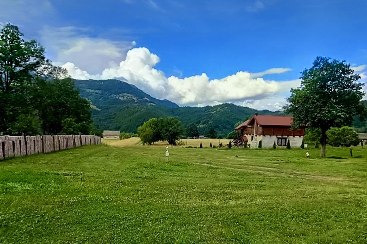 Camp Scepanovic