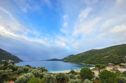 Camping & Bungalows Poros Beach