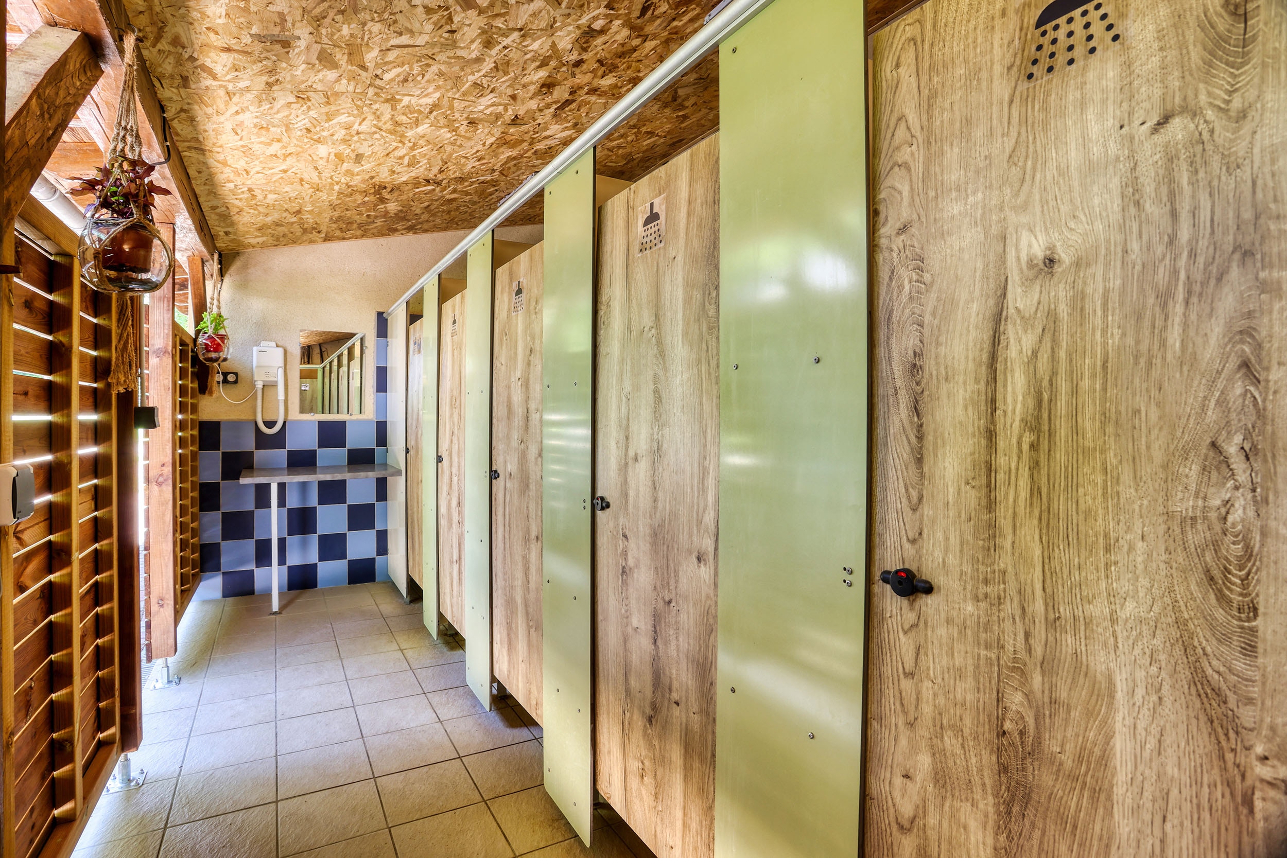Camping La Roussie